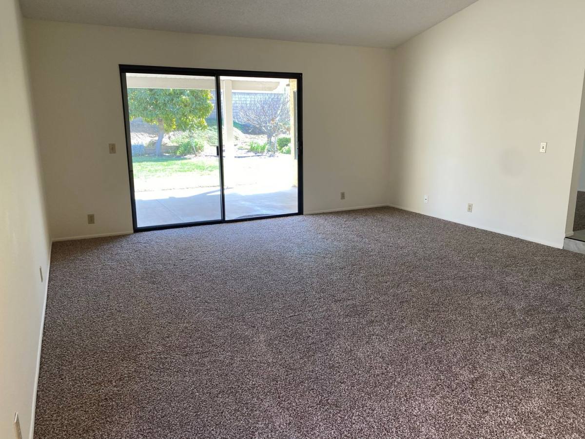 House for rent at 13826 Christian Barrett Dr, Moorpark, CA 93021