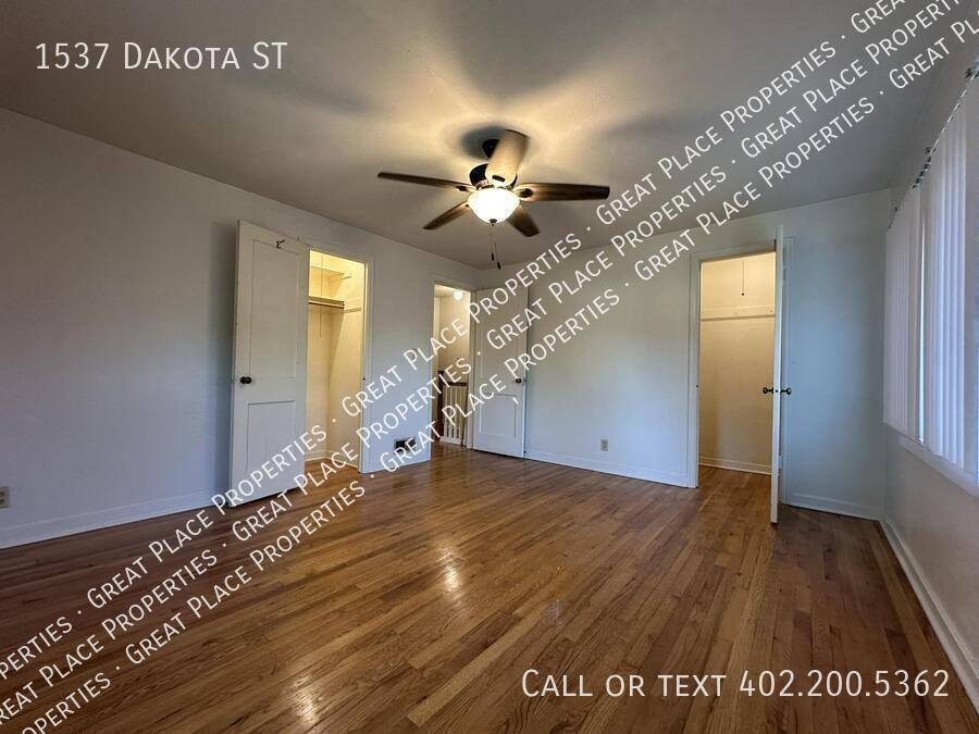 Apartment for rent at 1537 Dakota St, Lincoln, NE 68502