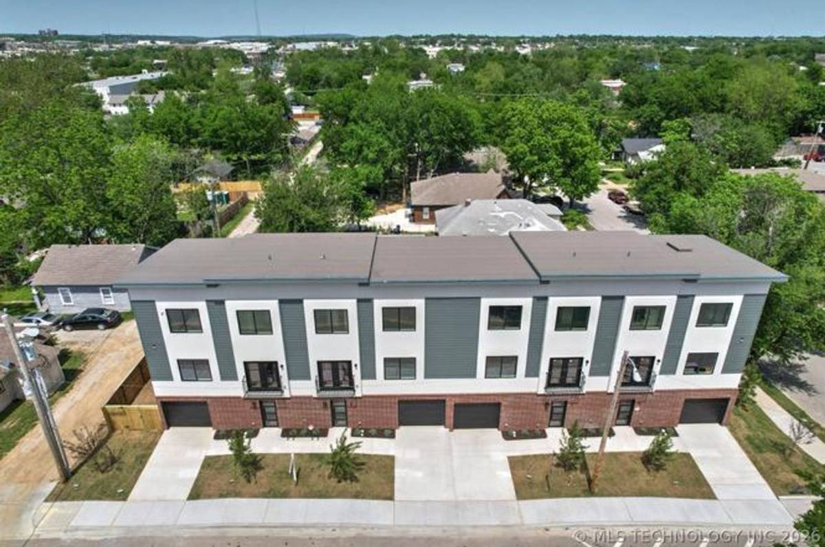 Townhouse for rent at 1379 E 13th St, Tulsa, OK 74120