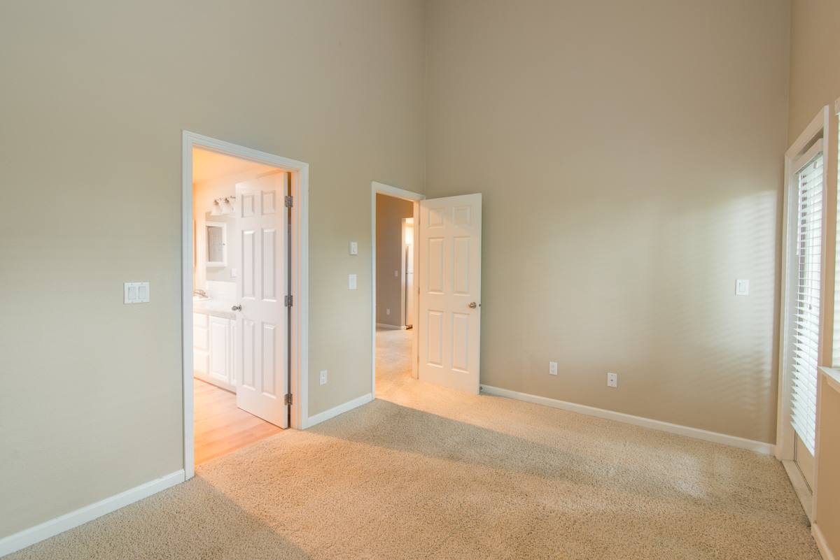 Condo for rent at 9750 SE Talbert St, Clackamas, OR 97015