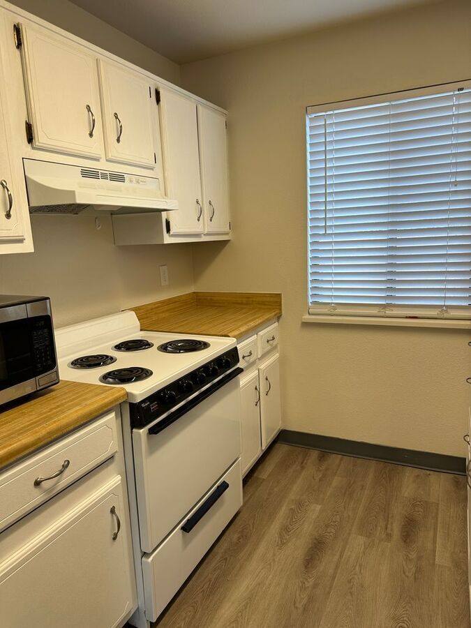 Townhouse for rent at 826 London Green Way, Colorado Springs, CO 80906