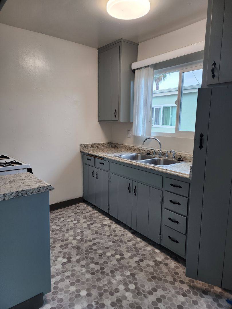 Apartment for rent at 4450-52 Rosebud Lane, La Mesa, CA 91941