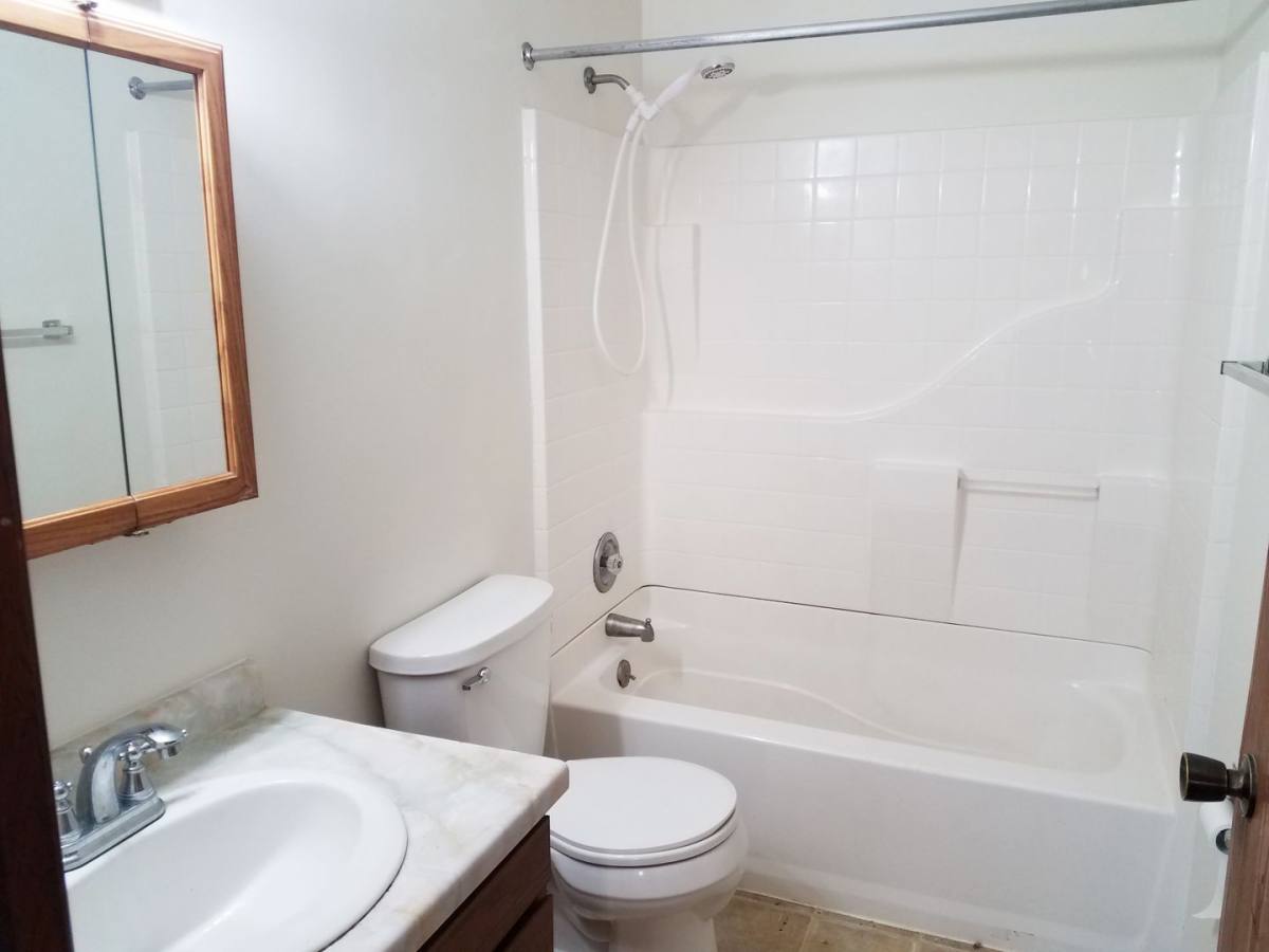 Apartment for rent at 808 Kane St, La Crosse, WI 54603