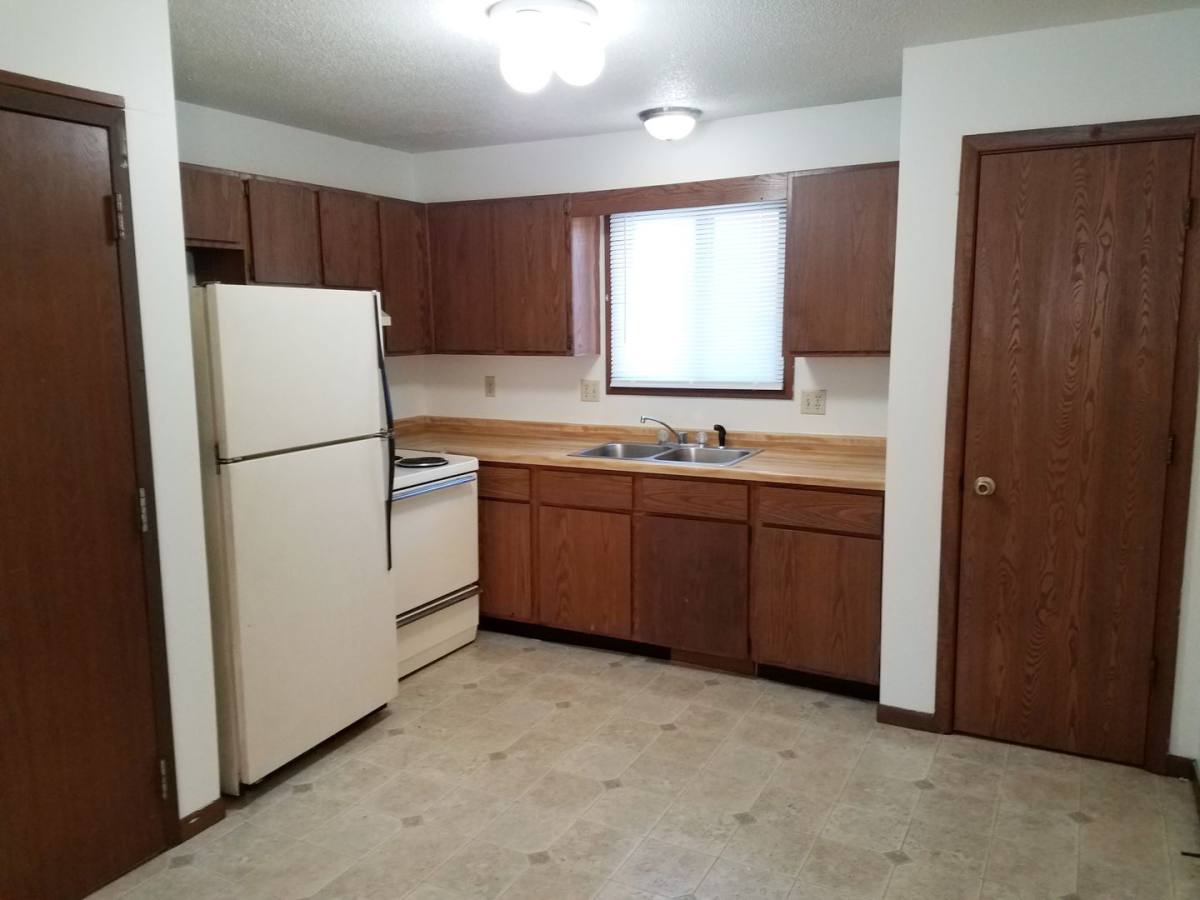 Apartment for rent at 808 Kane St, La Crosse, WI 54603