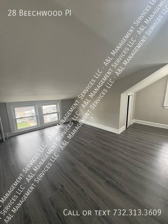 Townhouse for rent at 28 Beechwood Pi, Irvington, NJ 07111