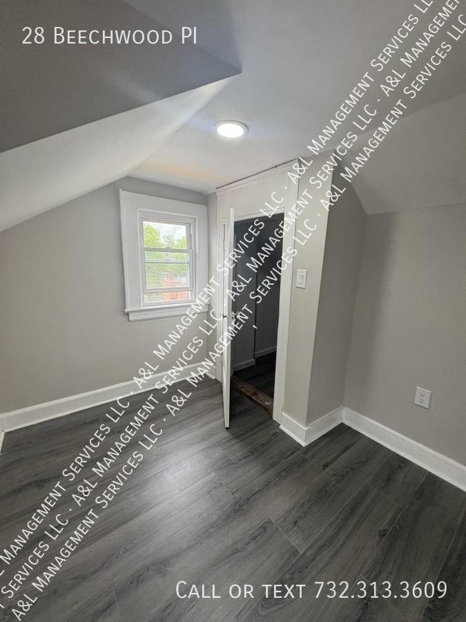 Townhouse for rent at 28 Beechwood Pi, Irvington, NJ 07111
