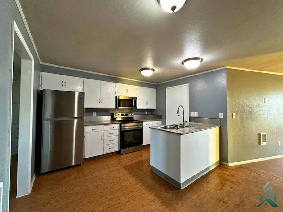 Apartment for rent at 3223 Franklin Ave SE, Albany, OR 97322