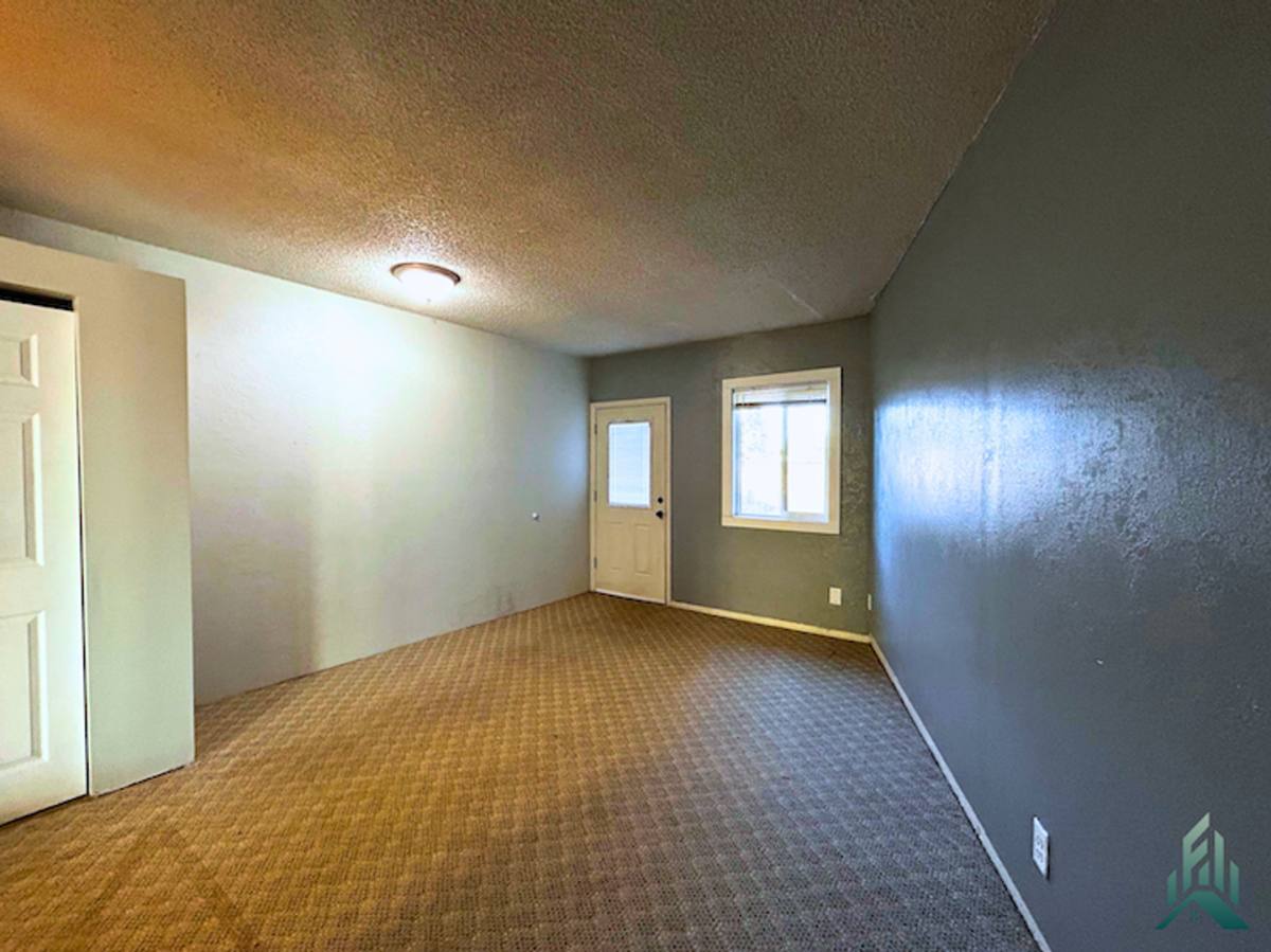 Apartment for rent at 3223 Franklin Ave SE, Albany, OR 97322