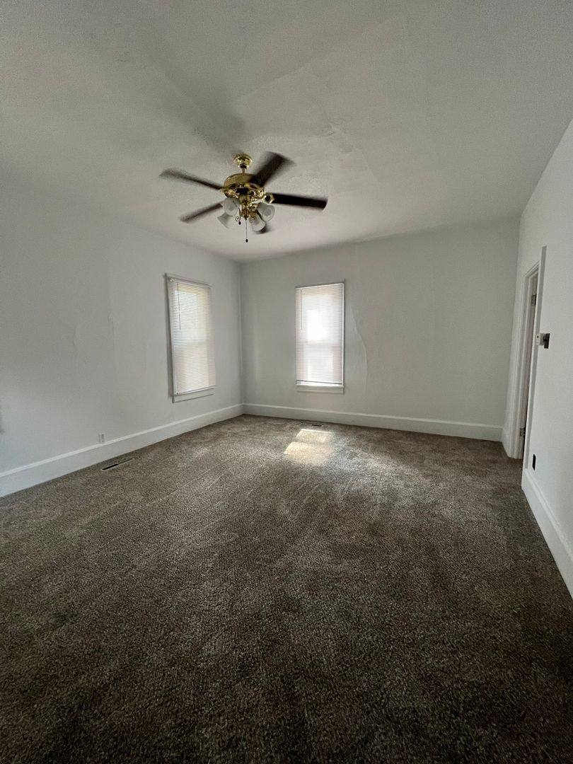 House for rent at 420 Sandridge, Bowling Green, OH 43402
