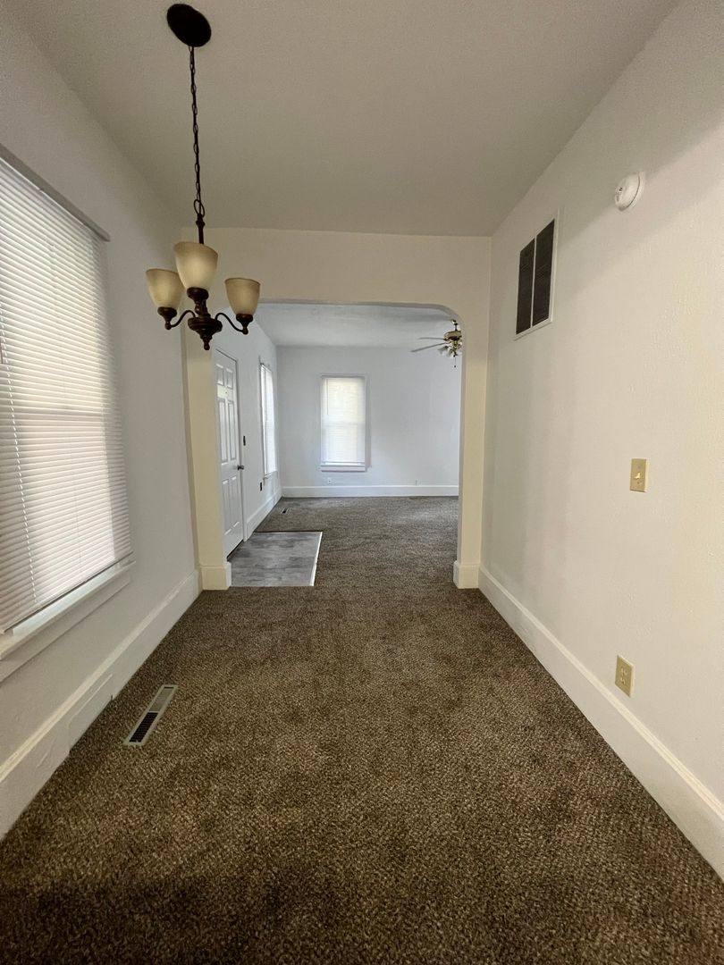 House for rent at 420 Sandridge, Bowling Green, OH 43402