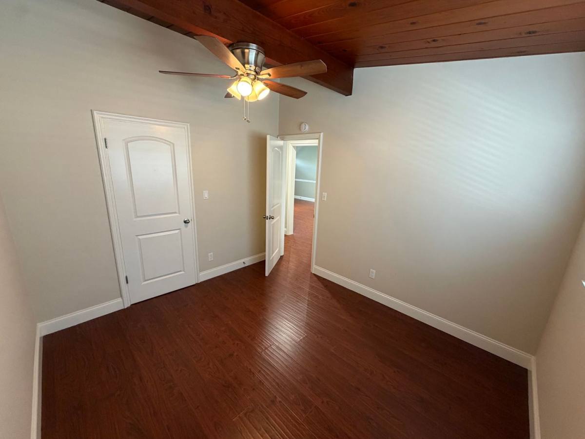 Apartment for rent at 116 Violet Ave, Monrovia, CA 91016