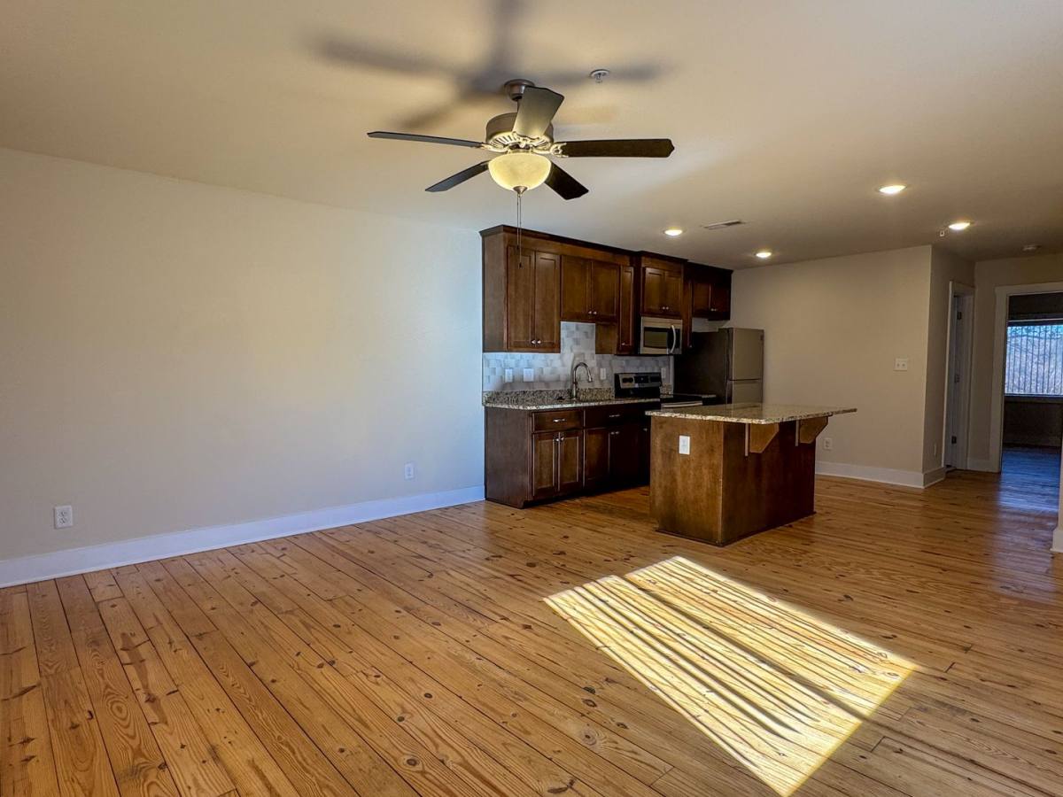 Apartment for rent at 106 N Main St #2, Hopewell, VA 23860