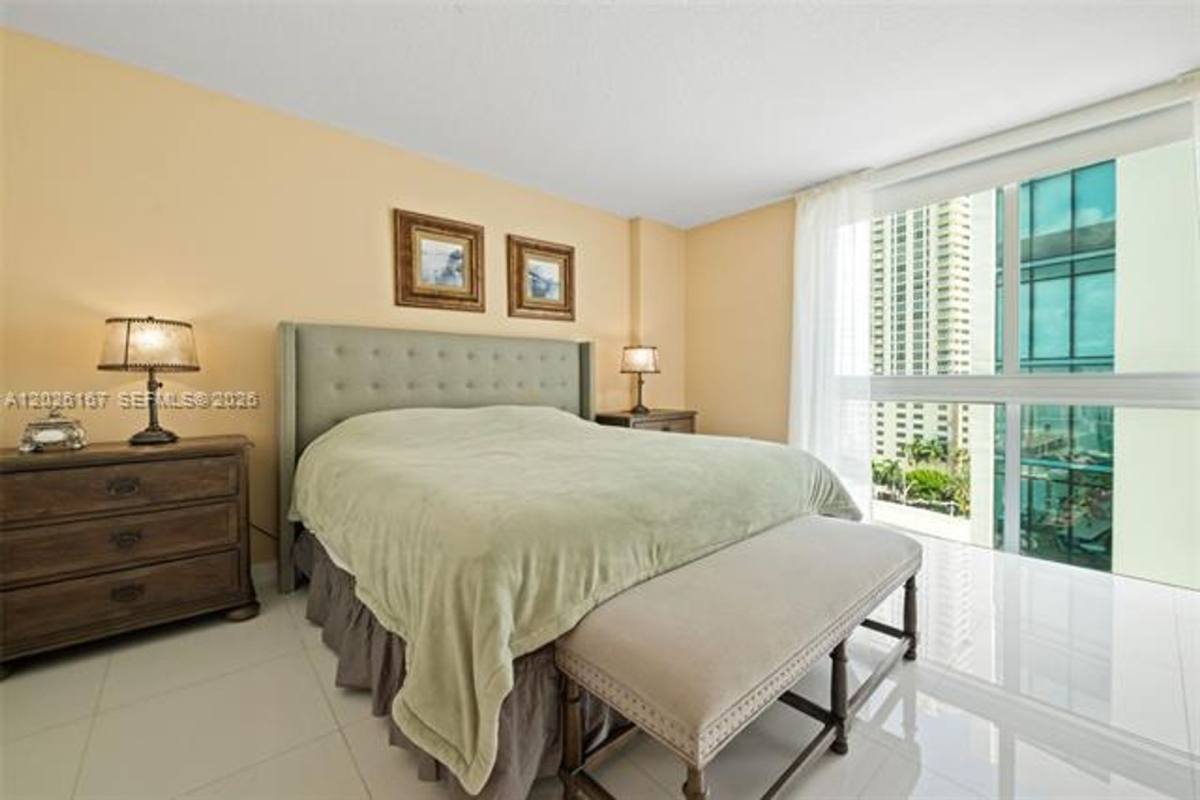 Apartment for rent at 150 Sunny Isles Blvd, North Miami Beach, FL 33160
