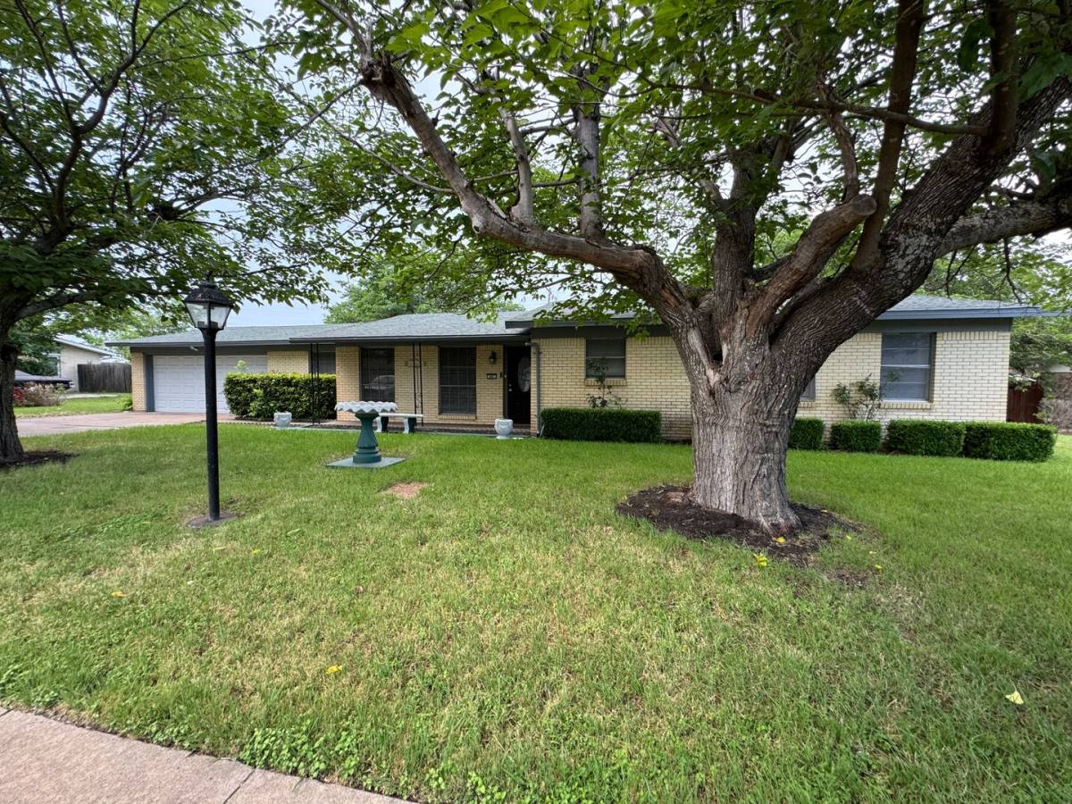 House for rent at 605 Bellaire Dr, Killeen, TX 76541