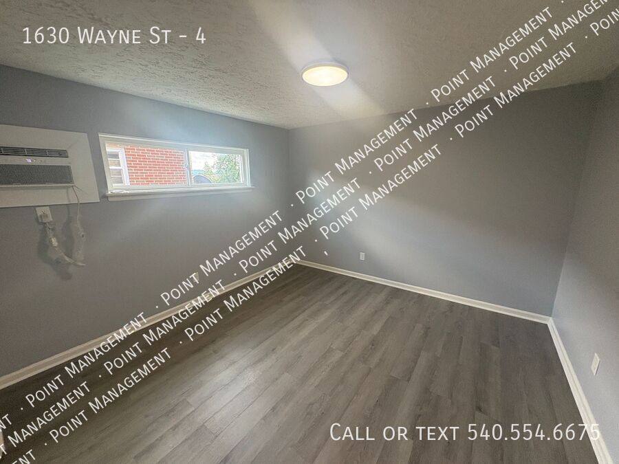 Apartment for rent at 1630 Wayne St #4, Roanoke, VA 24012