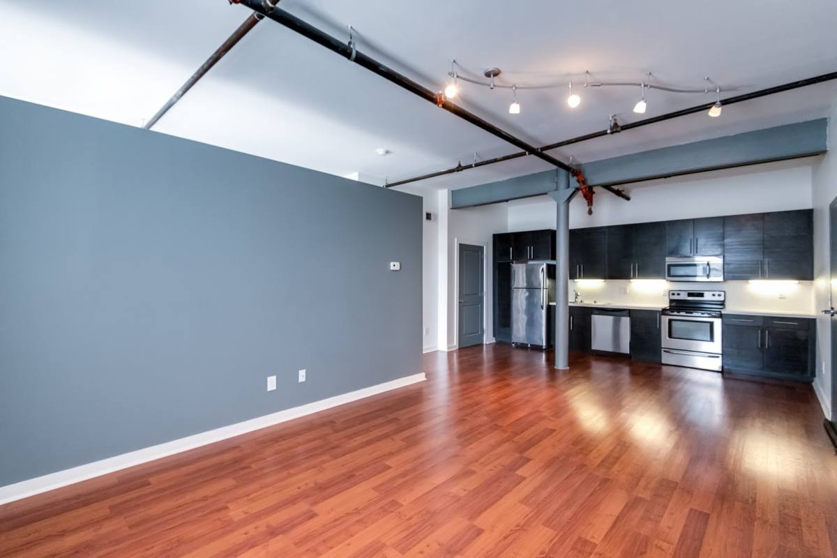 Apartment for rent at 209-211 W Pike St, Covington, KY 41011