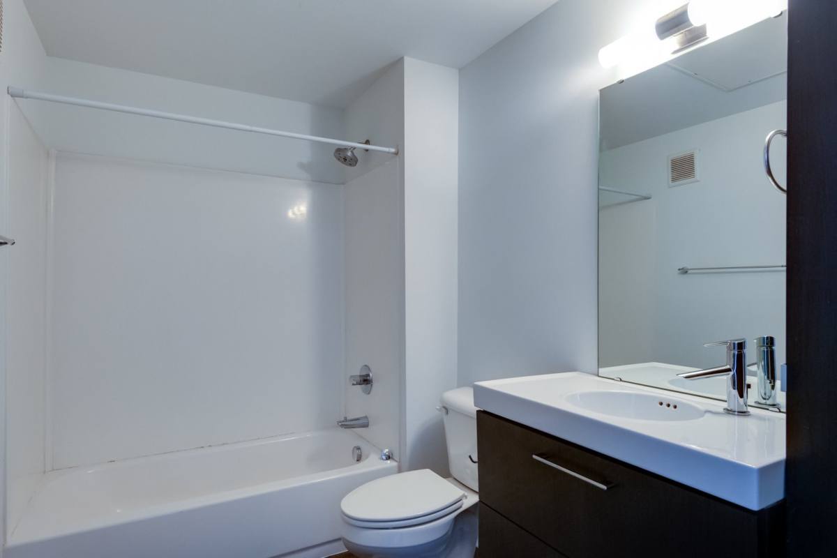 Apartment for rent at 209-211 W Pike St, Covington, KY 41011
