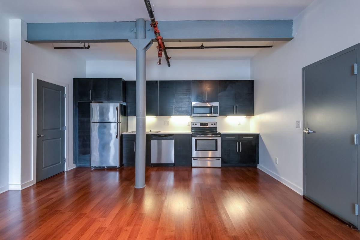 Apartment for rent at 209-211 W Pike St, Covington, KY 41011