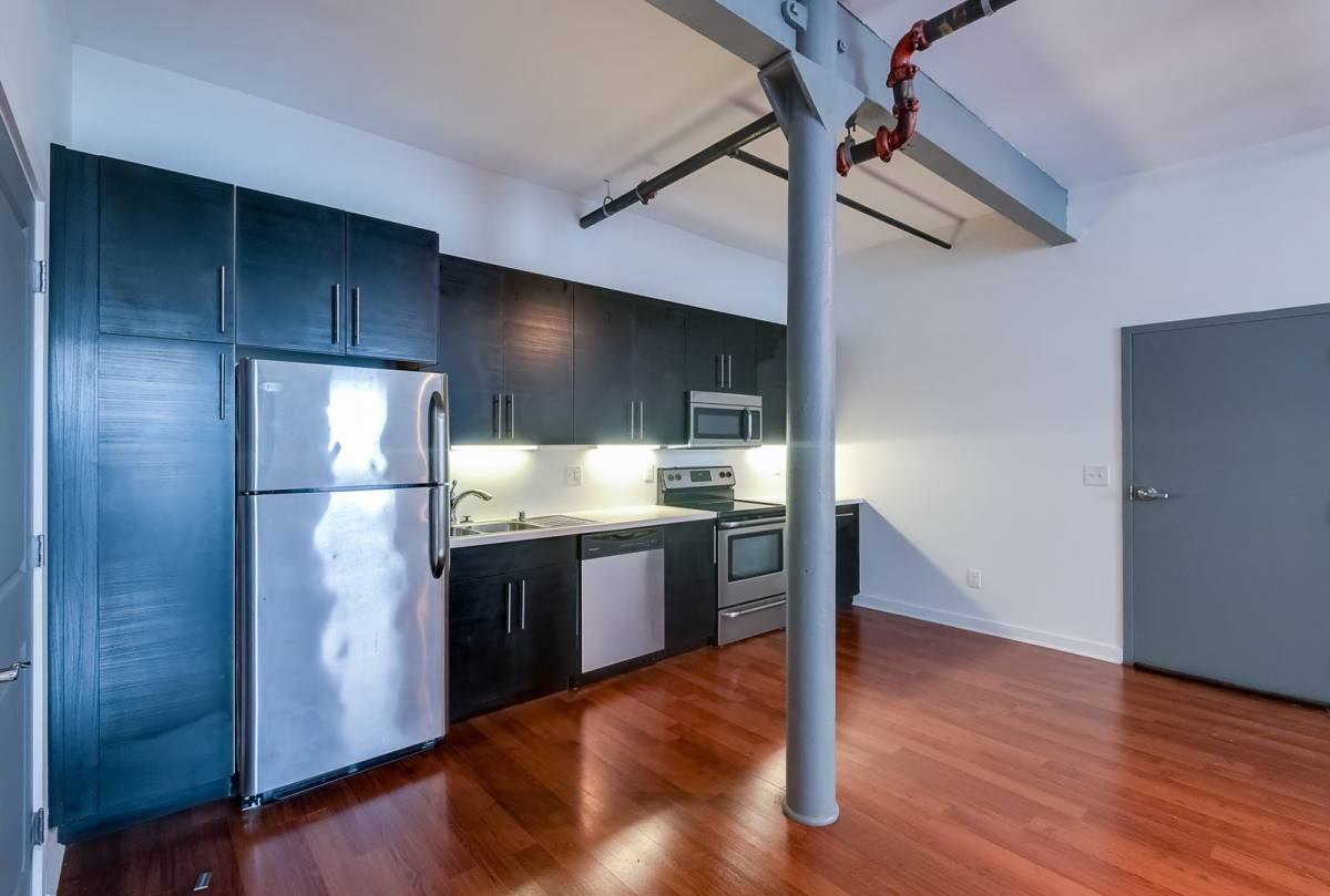 Apartment for rent at 209-211 W Pike St, Covington, KY 41011