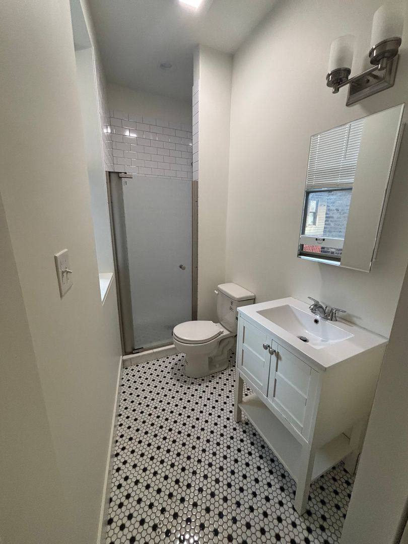 Apartment for rent at 134 Main St, Evanston, IL 60202