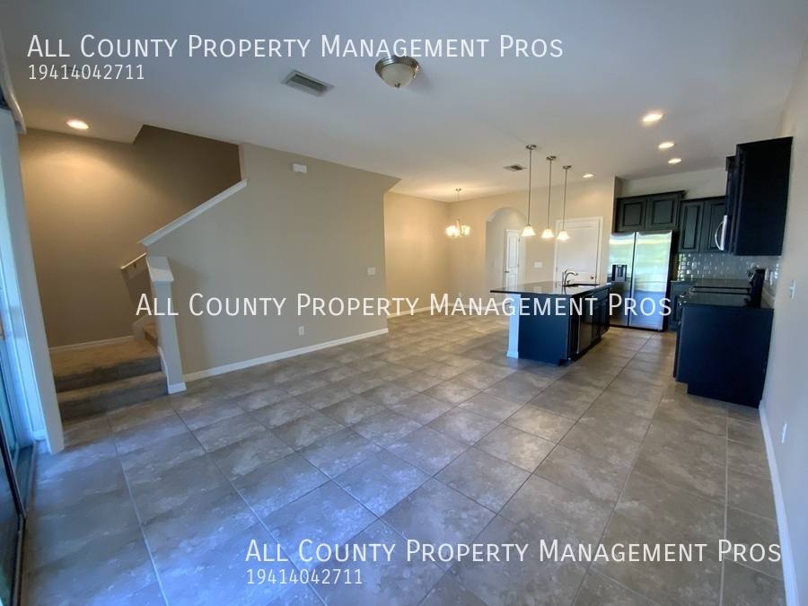 Townhouse for rent at 4464 Aqua Mirage St, Sarasota, FL 34238