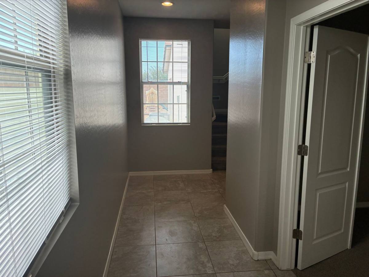 House for rent at 10124 E Tamery Ave, Mesa, AZ 85212