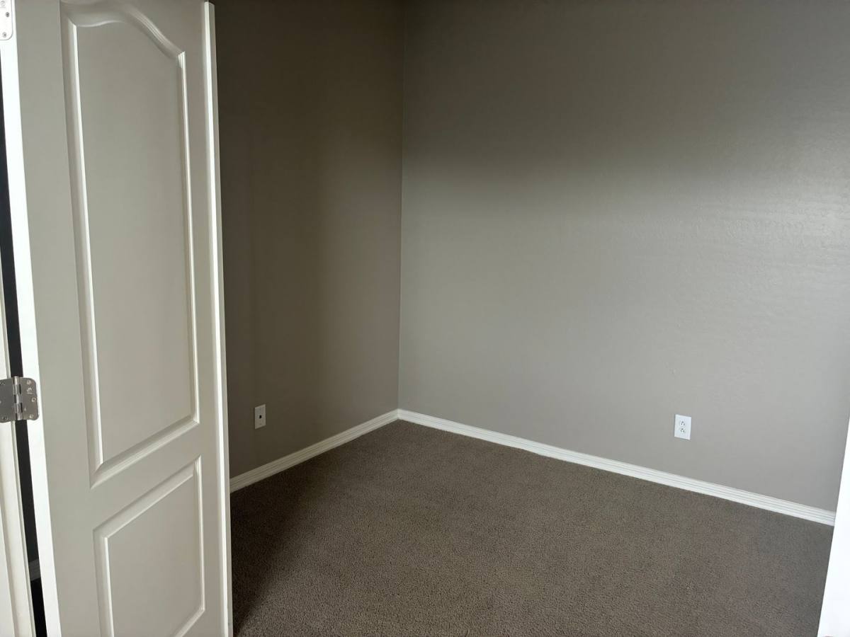 House for rent at 10124 E Tamery Ave, Mesa, AZ 85212