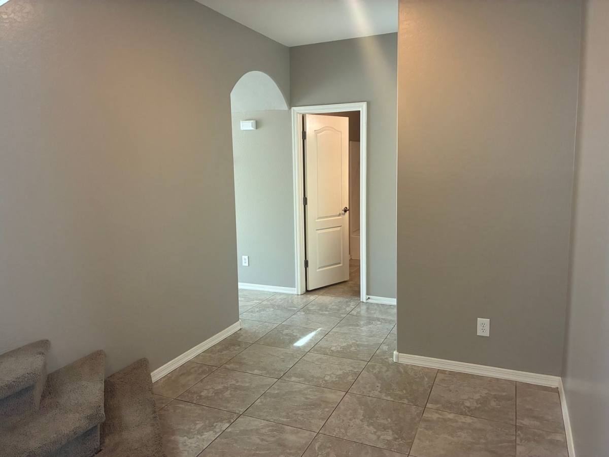 House for rent at 10124 E Tamery Ave, Mesa, AZ 85212