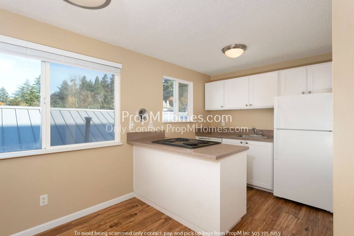 Apartment for rent at 7640 SW 34th Ave, Portland, OR 97219