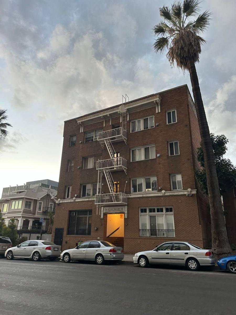 Apartment for rent at 945 S Beacon Ave, Los Angeles, CA 90015