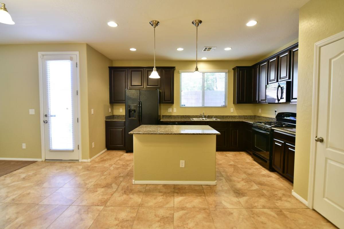 House for rent at 10318 Jolly Hill Ave, Las Vegas, NV 89166