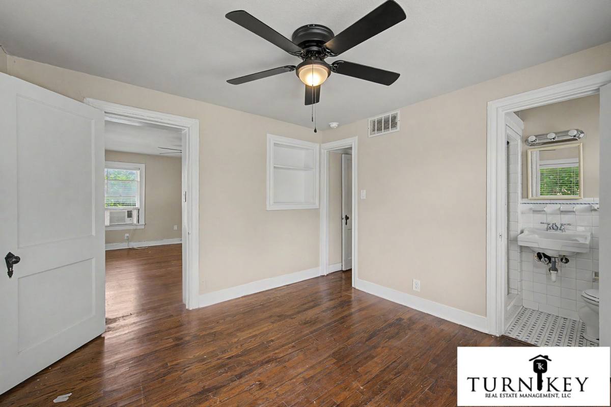 Apartment for rent at 4800 Bryce Ave, Fort Worth, TX 76107