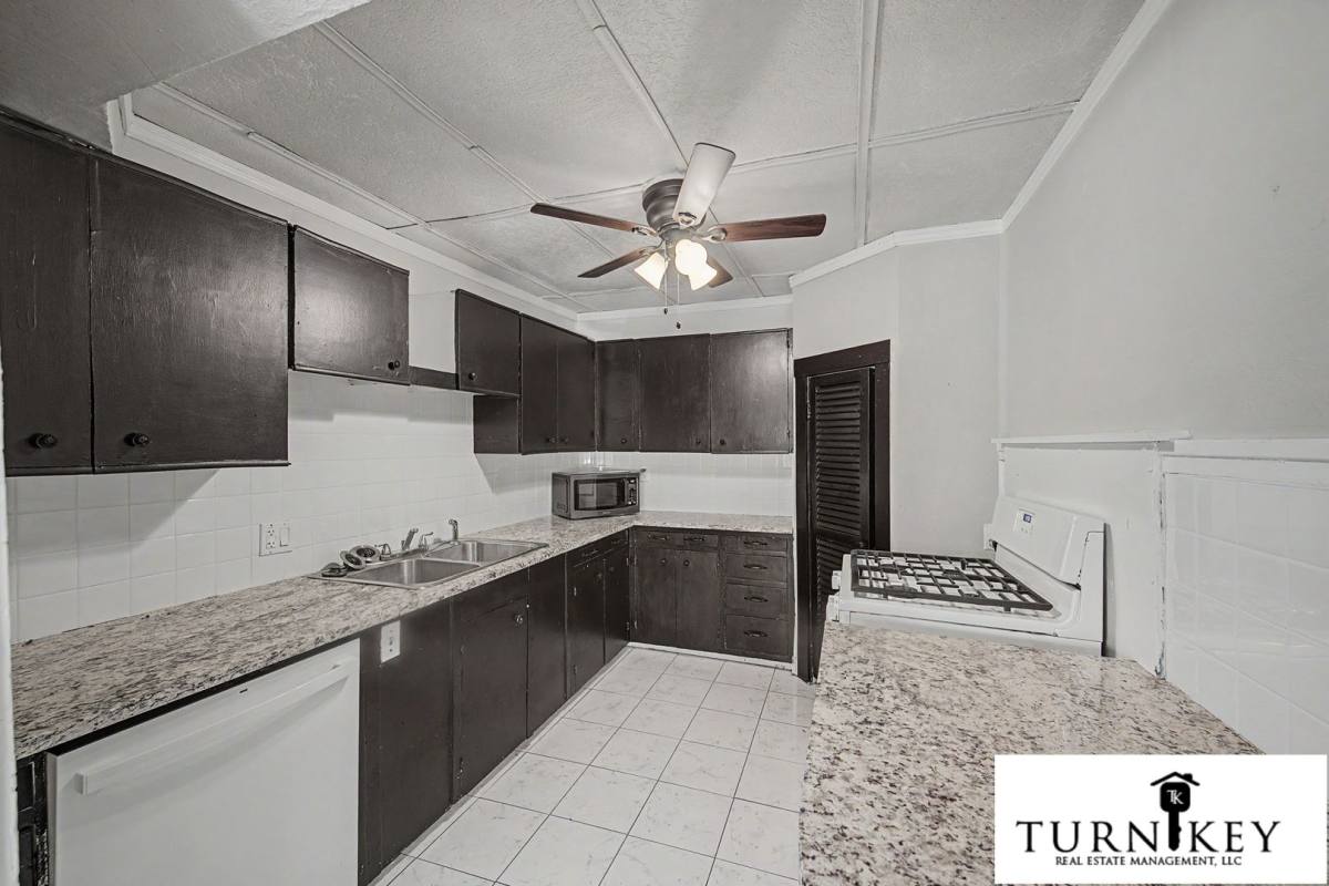 Apartment for rent at 4800 Bryce Ave, Fort Worth, TX 76107