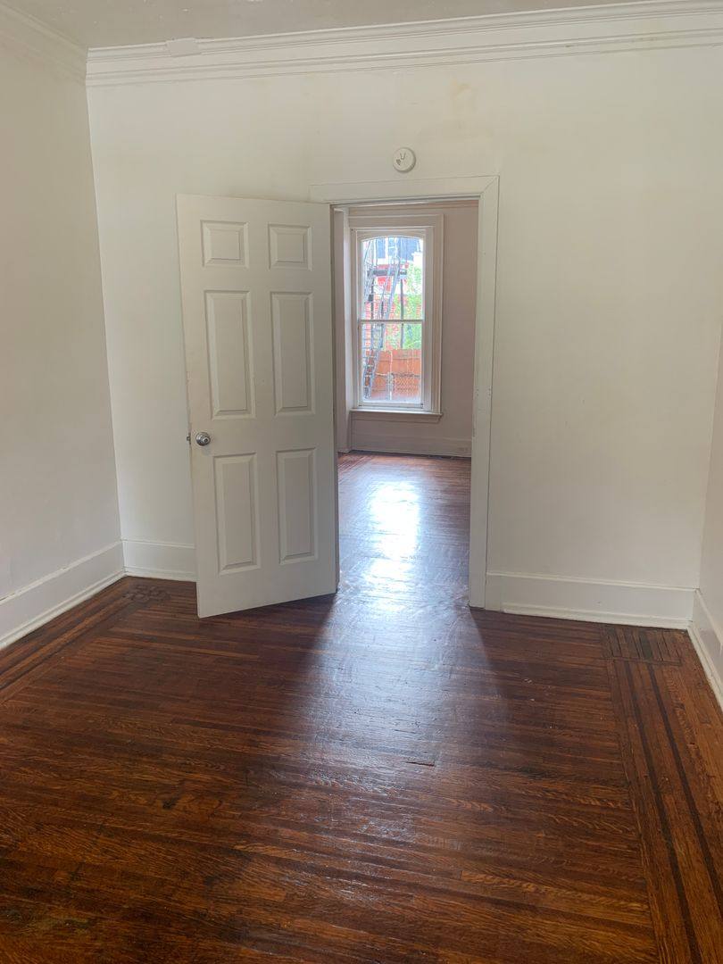 Apartment for rent at 154 Lafayette St, York, PA 17401