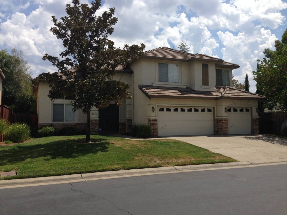 House for rent at 1257 Mercedes Dr, Roseville, CA 95747