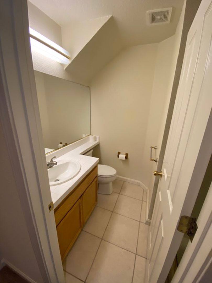 House for rent at 1257 Mercedes Dr, Roseville, CA 95747