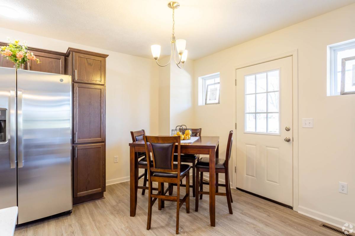 Townhouse for rent at 167 Redon Circle, Webster, NY 14580