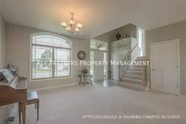 House for rent at 1004 NW 113th St, Kansas City, MO 64155