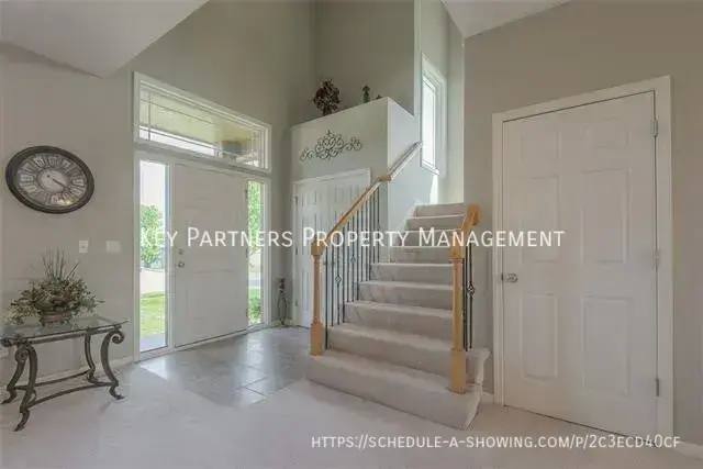House for rent at 1004 NW 113th St, Kansas City, MO 64155