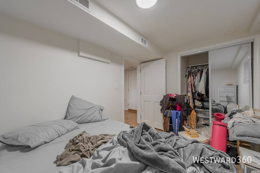 Apartment for rent at 2239 W Cornelia Ave #G, Chicago, IL 60618