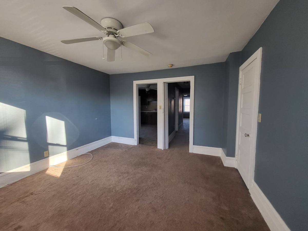 Apartment for rent at 915 S Front St, Allentown, PA 18103