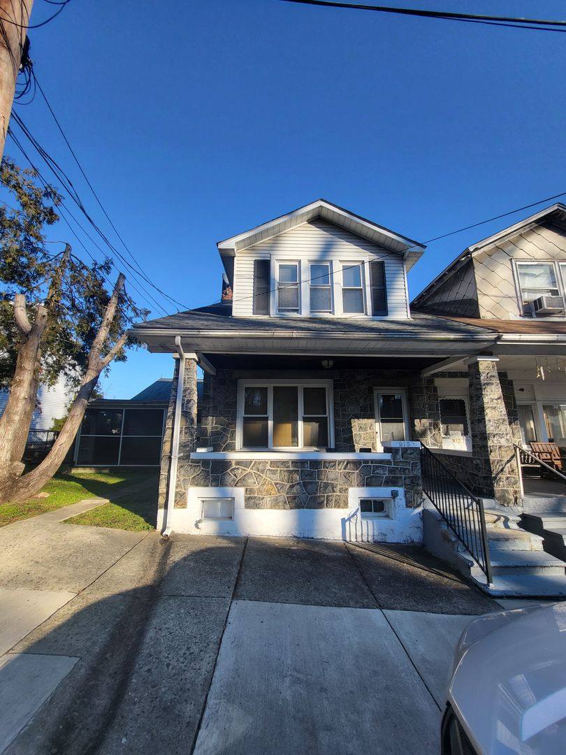 Apartment for rent at 915 S Front St, Allentown, PA 18103
