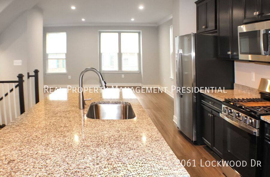Townhouse for rent at 2061 Lockwood Dr, Charlottesville, VA 22911