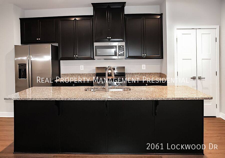 Townhouse for rent at 2061 Lockwood Dr, Charlottesville, VA 22911