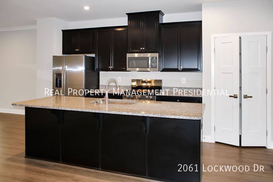 Townhouse for rent at 2061 Lockwood Dr, Charlottesville, VA 22911