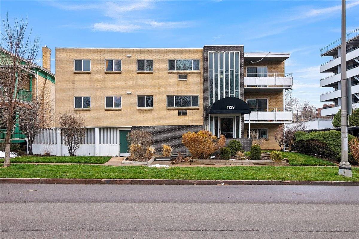 Apartment for rent at 1139 N York St #101, Denver, CO 80206