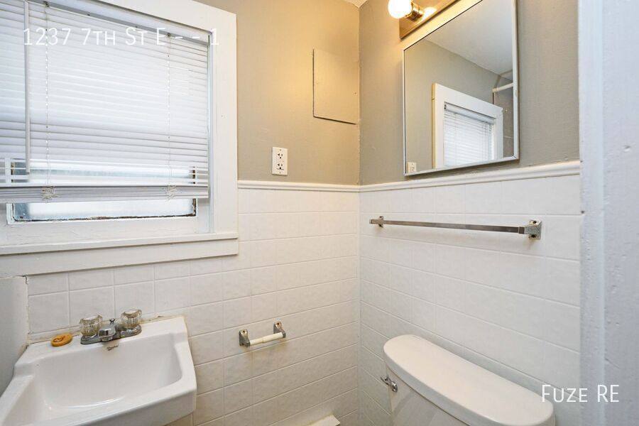 Apartment for rent at 1237 7th St E #1, Saint Paul, MN 55106