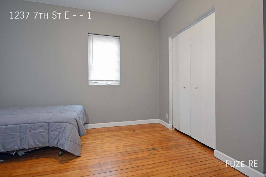 Apartment for rent at 1237 7th St E #1, Saint Paul, MN 55106