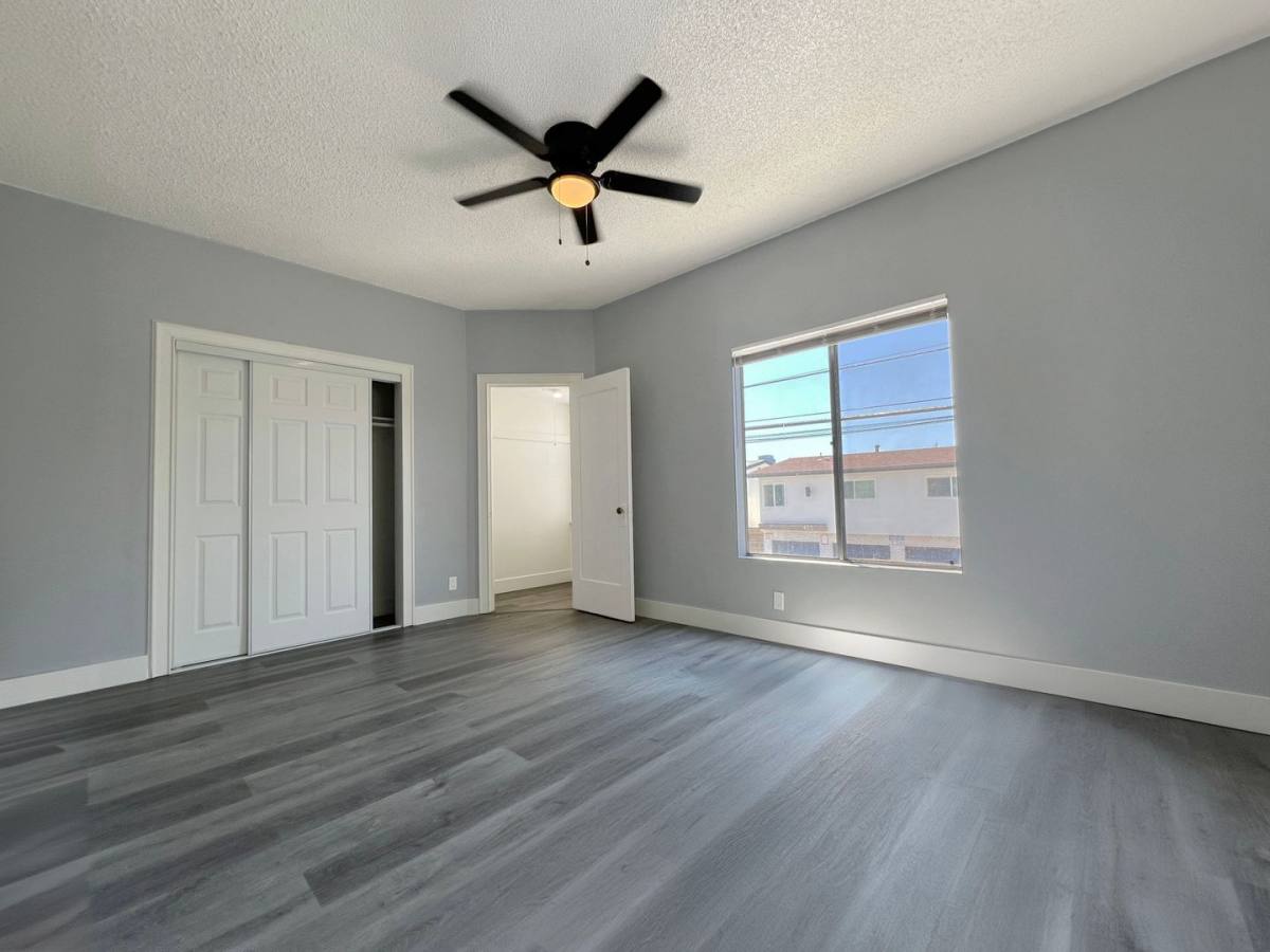 Apartment for rent at 454 Rose Ave, Long Beach, CA 90802