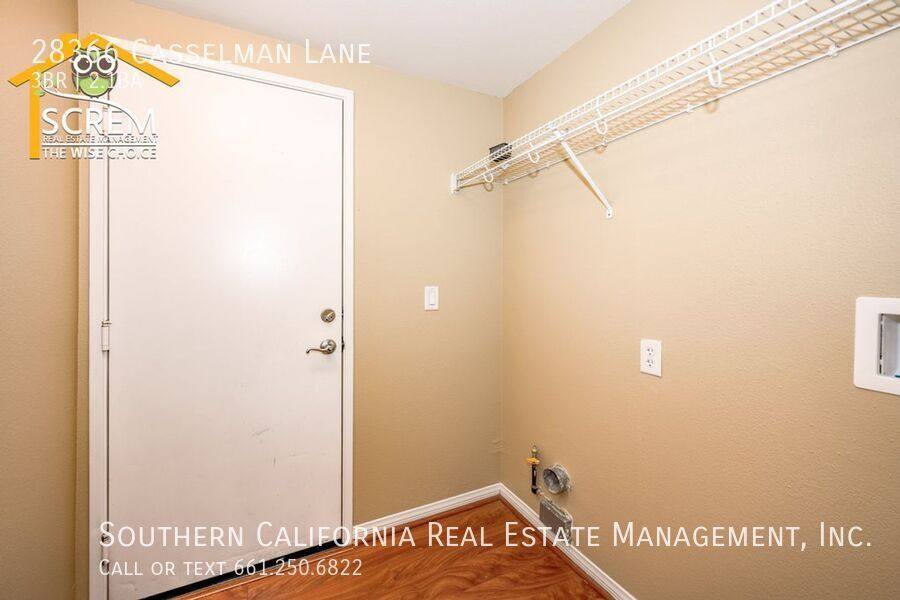 Townhouse for rent at 28366 Casselman Lane, Santa Clarita, CA 91350